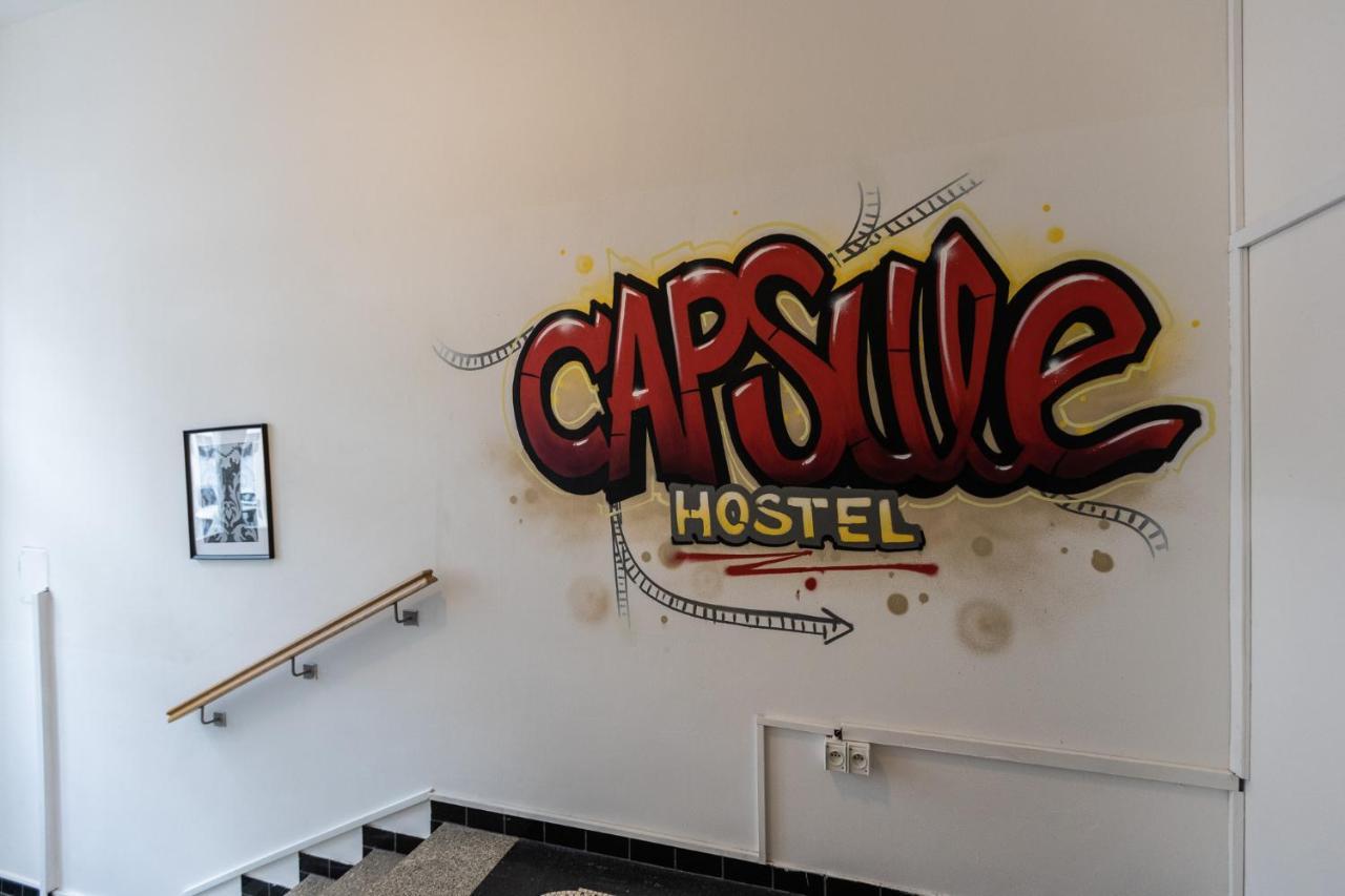 Capsule Hostel Andel Centre Spirit Praga Exterior foto